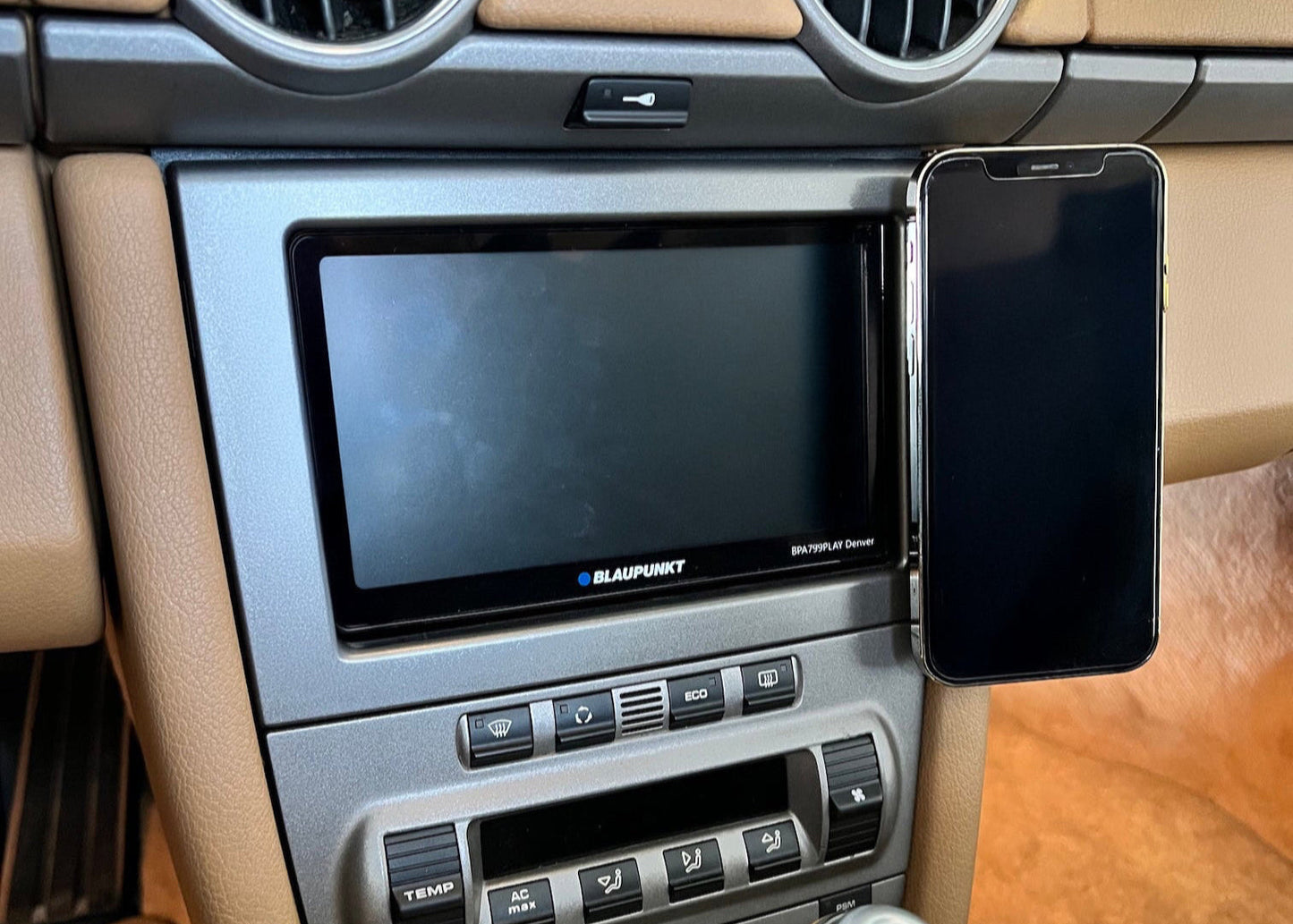 Phone Mount for Porsche 911 / 997 / 987 Boxster and Cayman — MagSafe