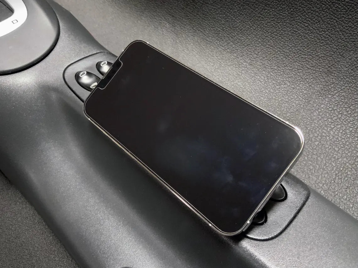 Porsche 911 / 996 / Boxster 986 — Ash Tray MagSafe Phone Mount