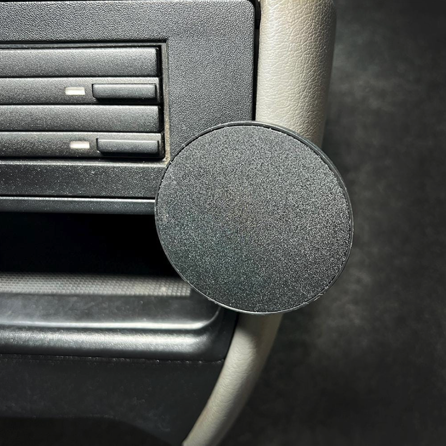 Phone Mount for Porsche 911 / 996 / 986 Boxster — MagSafe