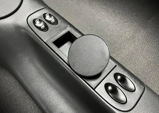 Porsche 911 / 996 / Boxster 986 — Ash Tray MagSafe Phone Mount